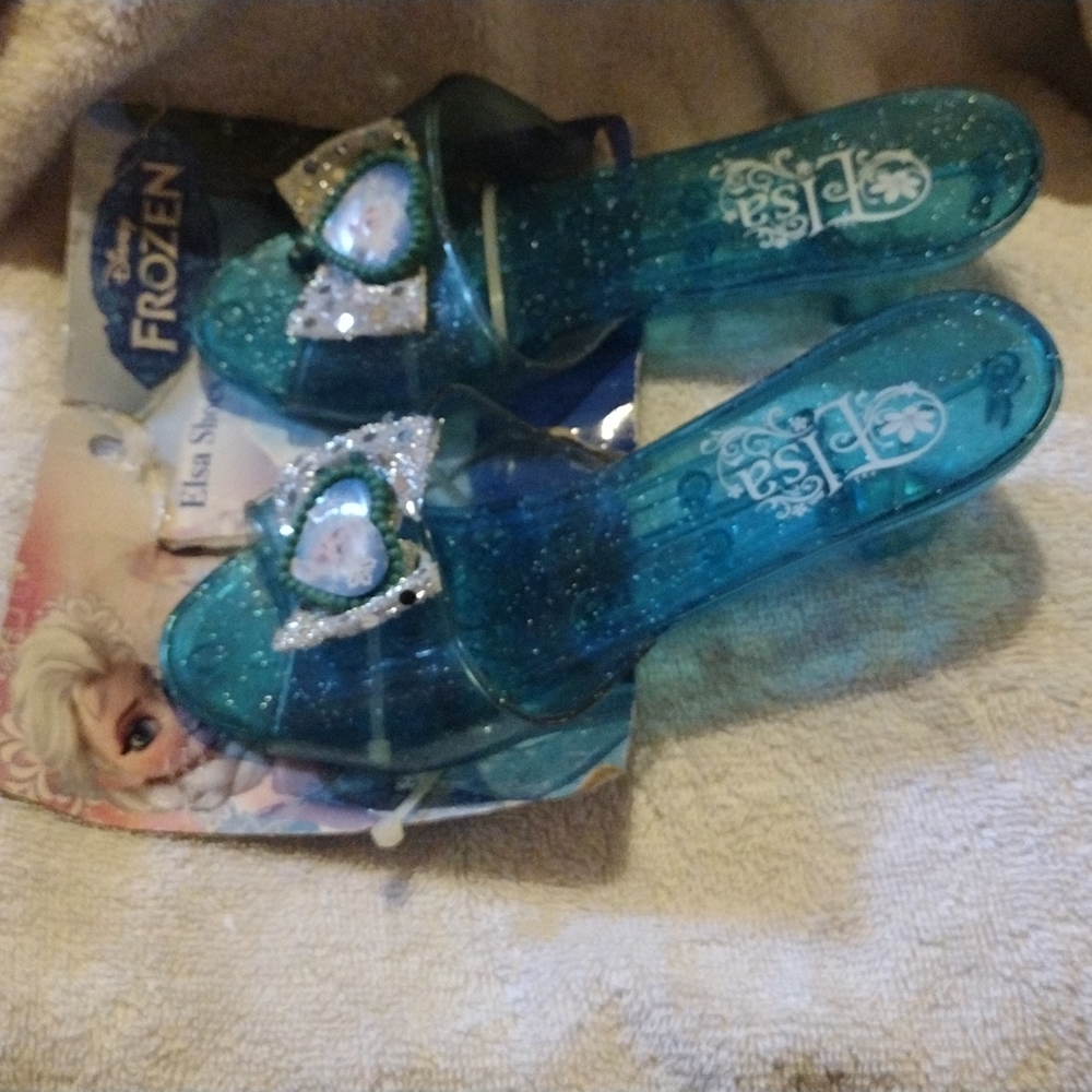 Frozen girls dress up heels